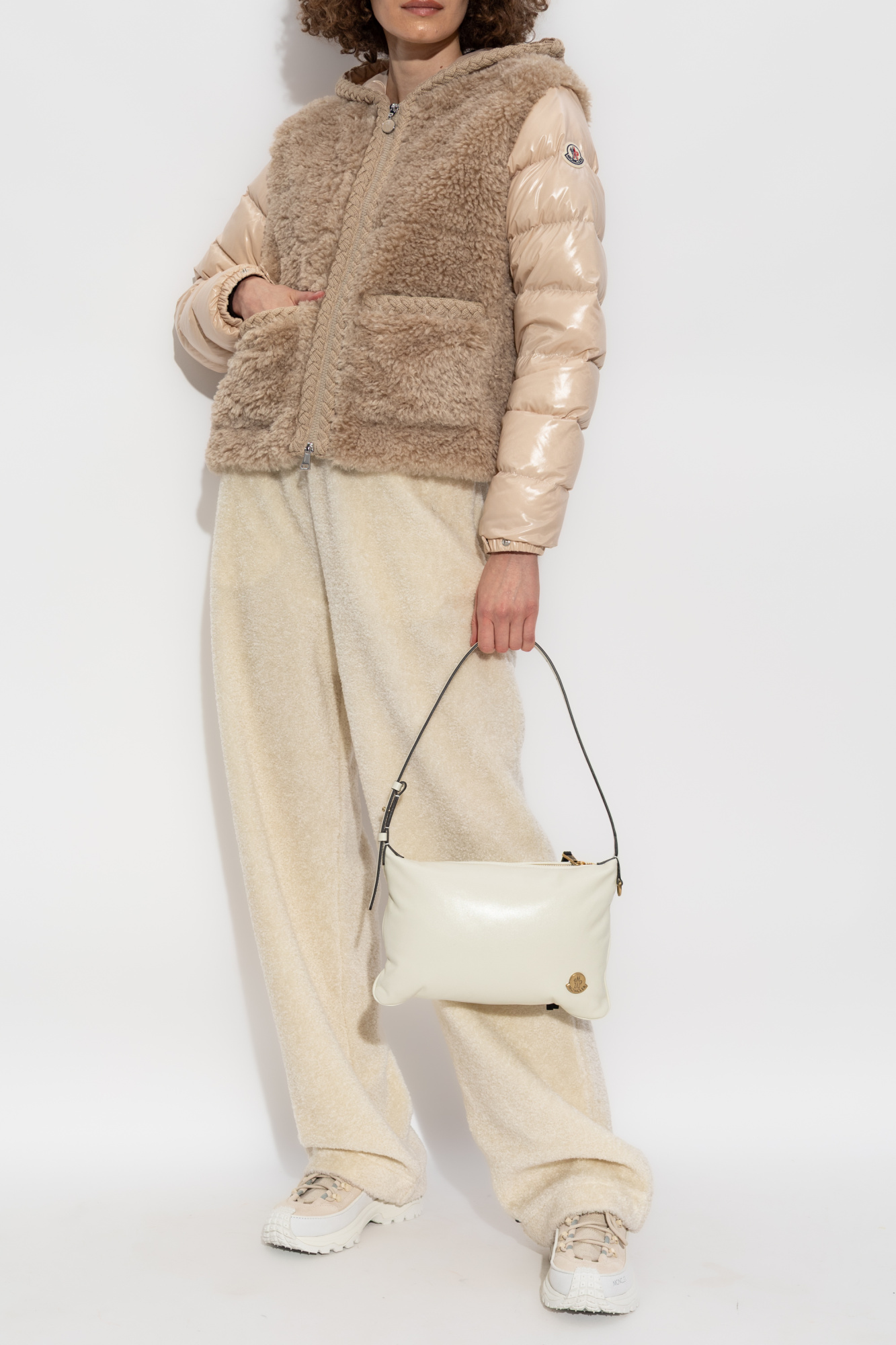 ◆今季注目ファーダウン◆ Moncler Plantay Beige Plantay Hooded Teddy Short Down Jacket - Short Down
